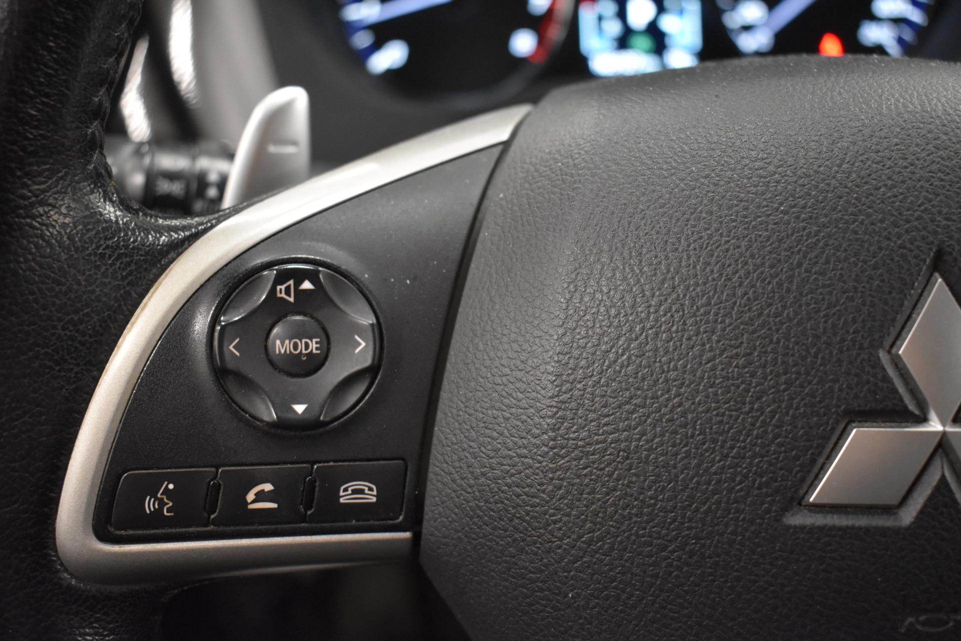 MITSUBISHI Outlander 2013