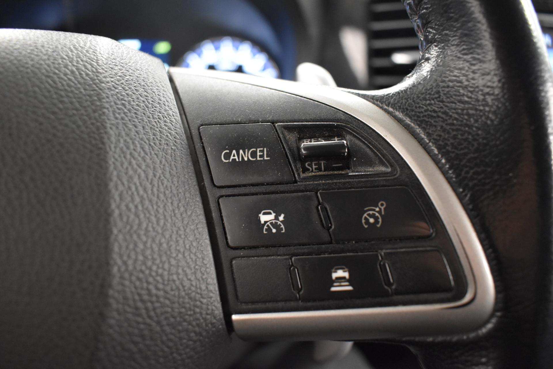 MITSUBISHI Outlander 2014