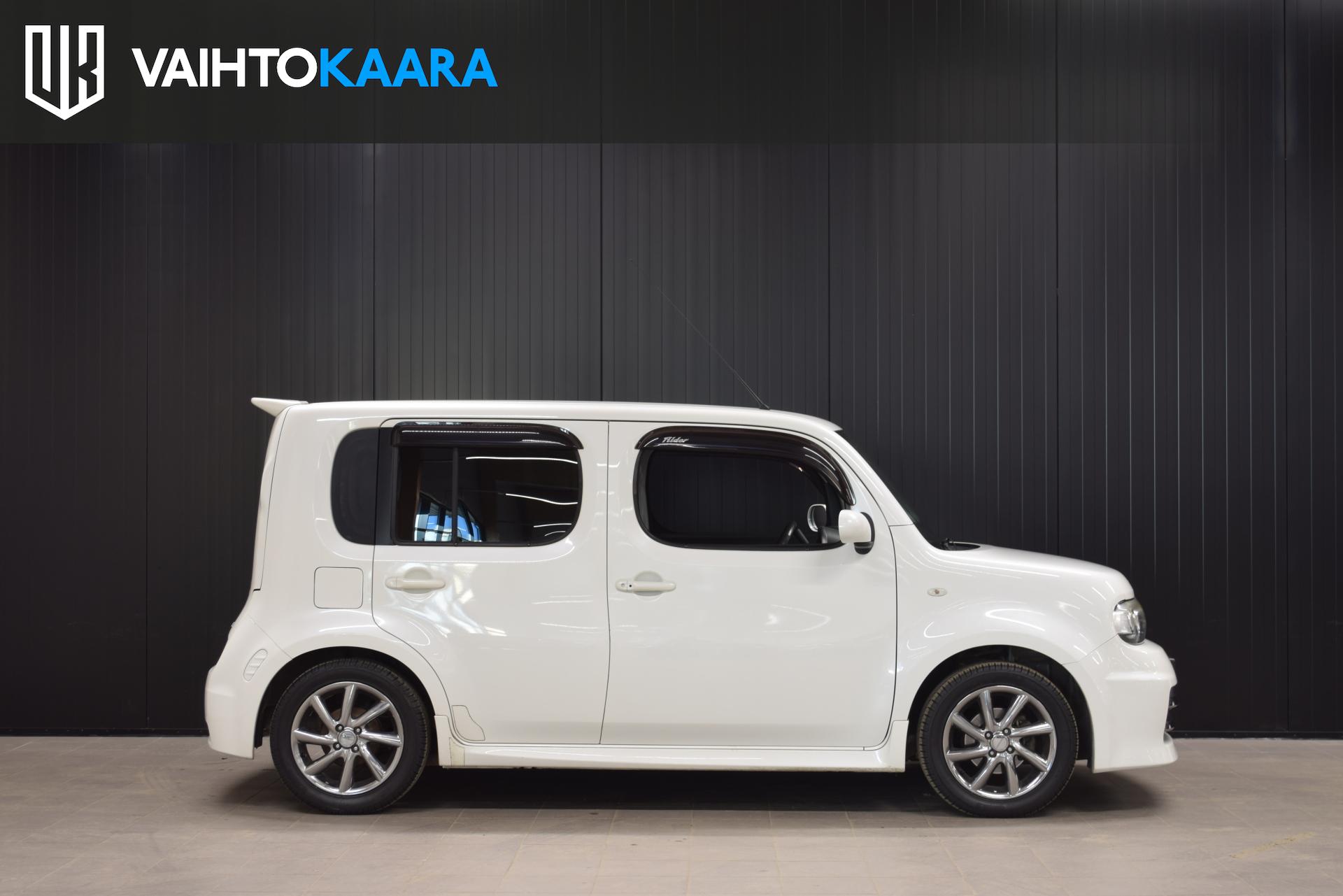 NISSAN Cube 2015