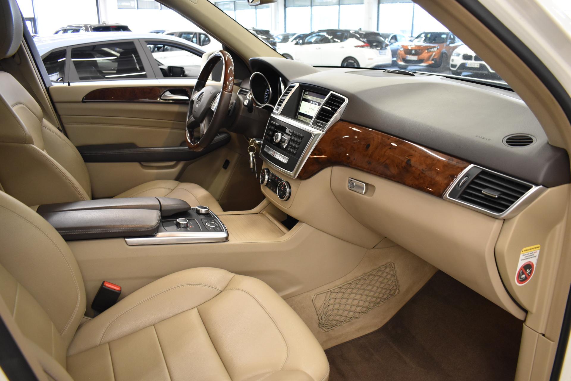 MERCEDES-BENZ ML 2012