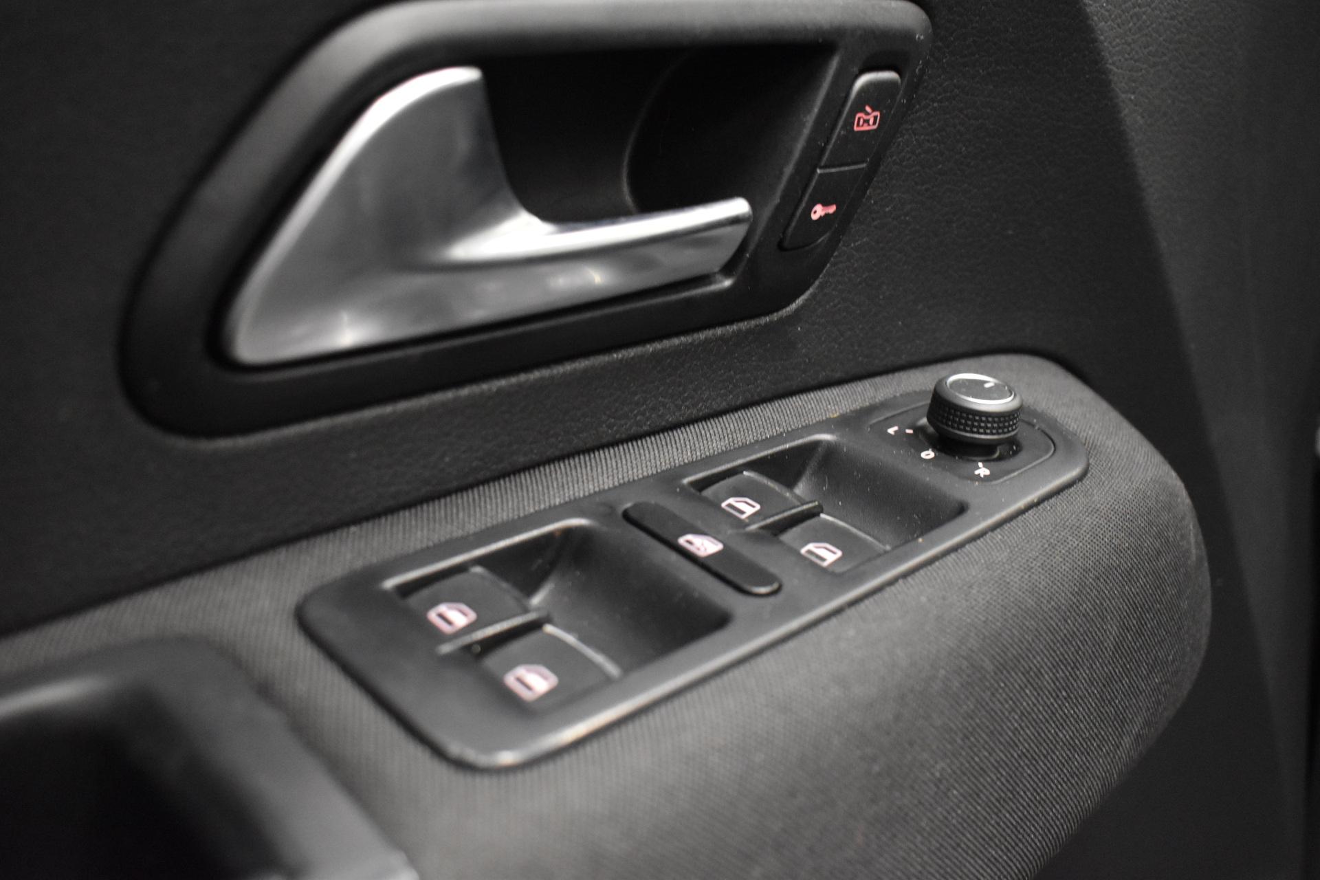 VOLKSWAGEN Amarok 2019