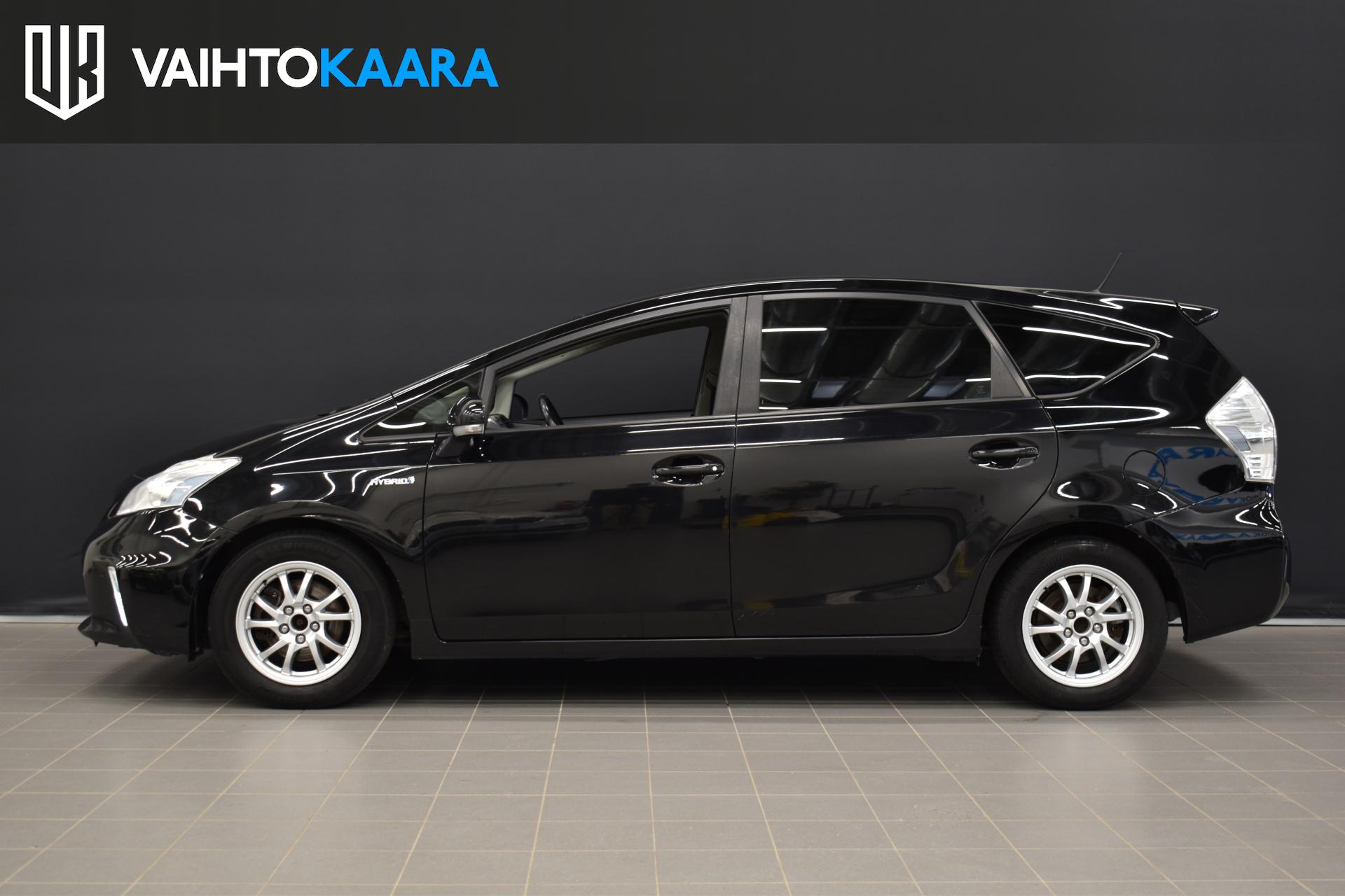 TOYOTA Prius+ 3