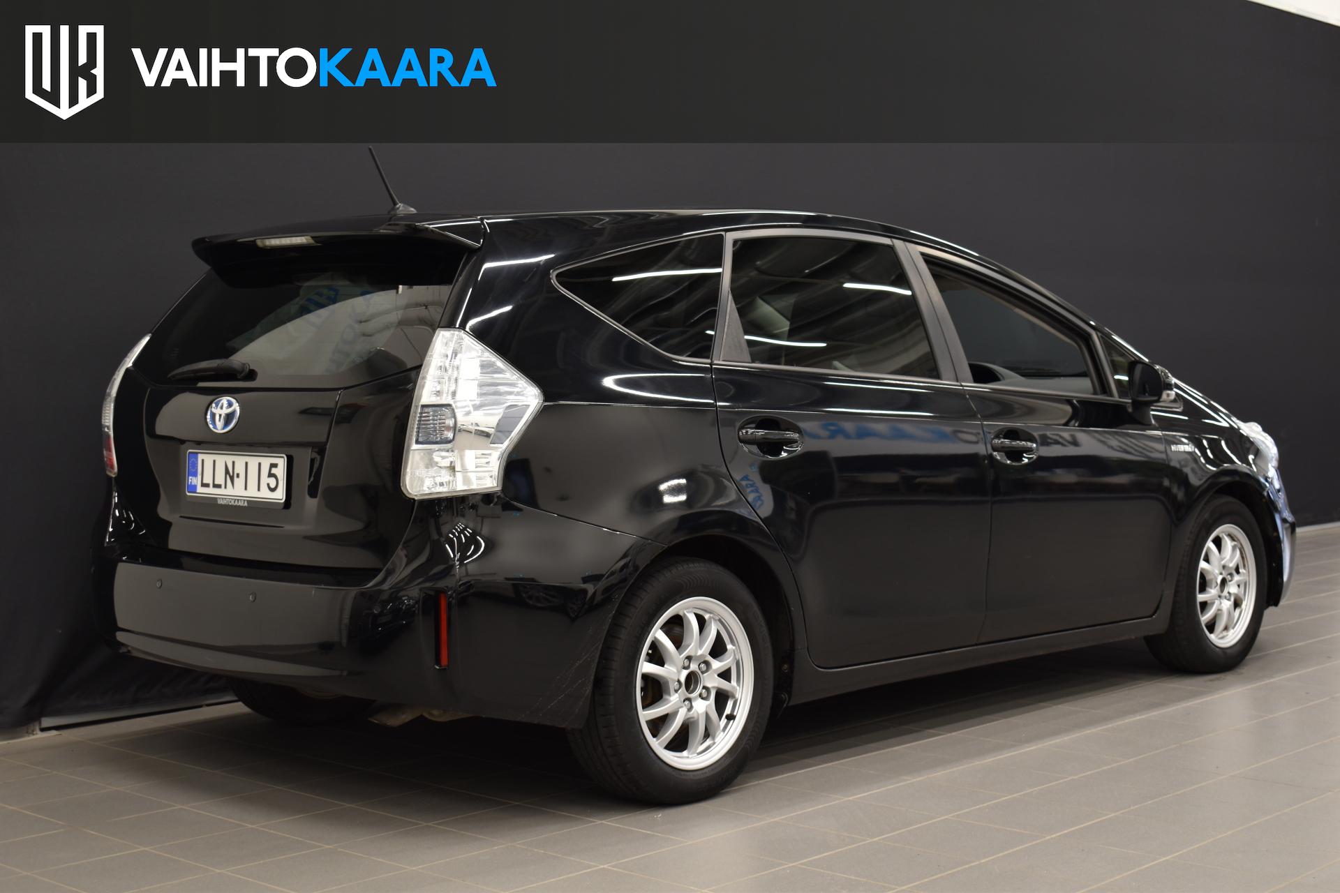 TOYOTA Prius+ 9
