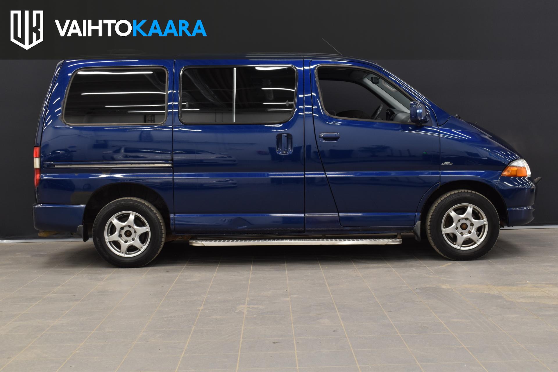 TOYOTA Hiace 2006