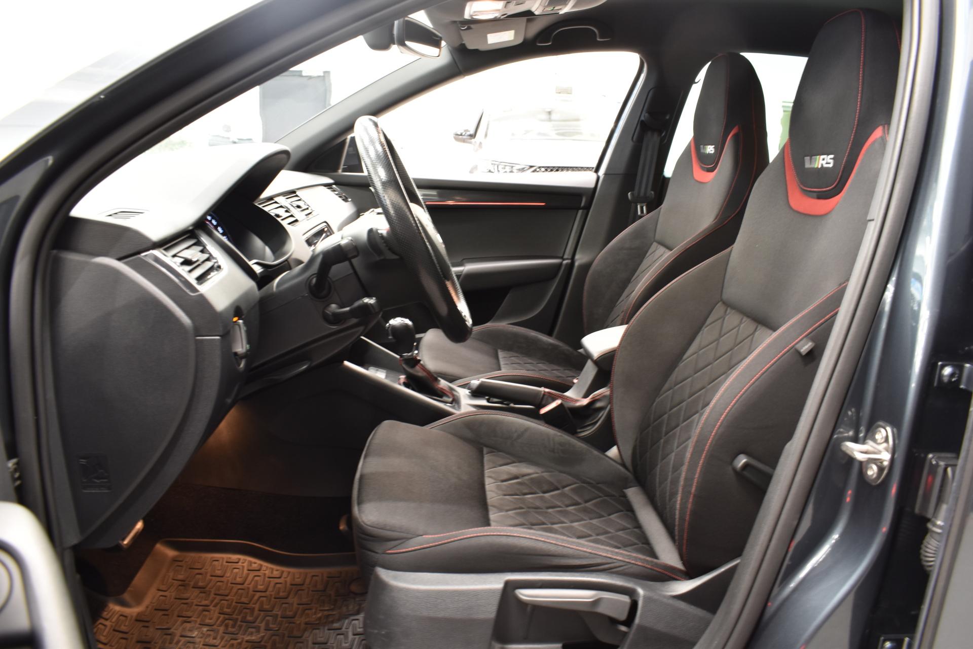 SKODA Octavia 12