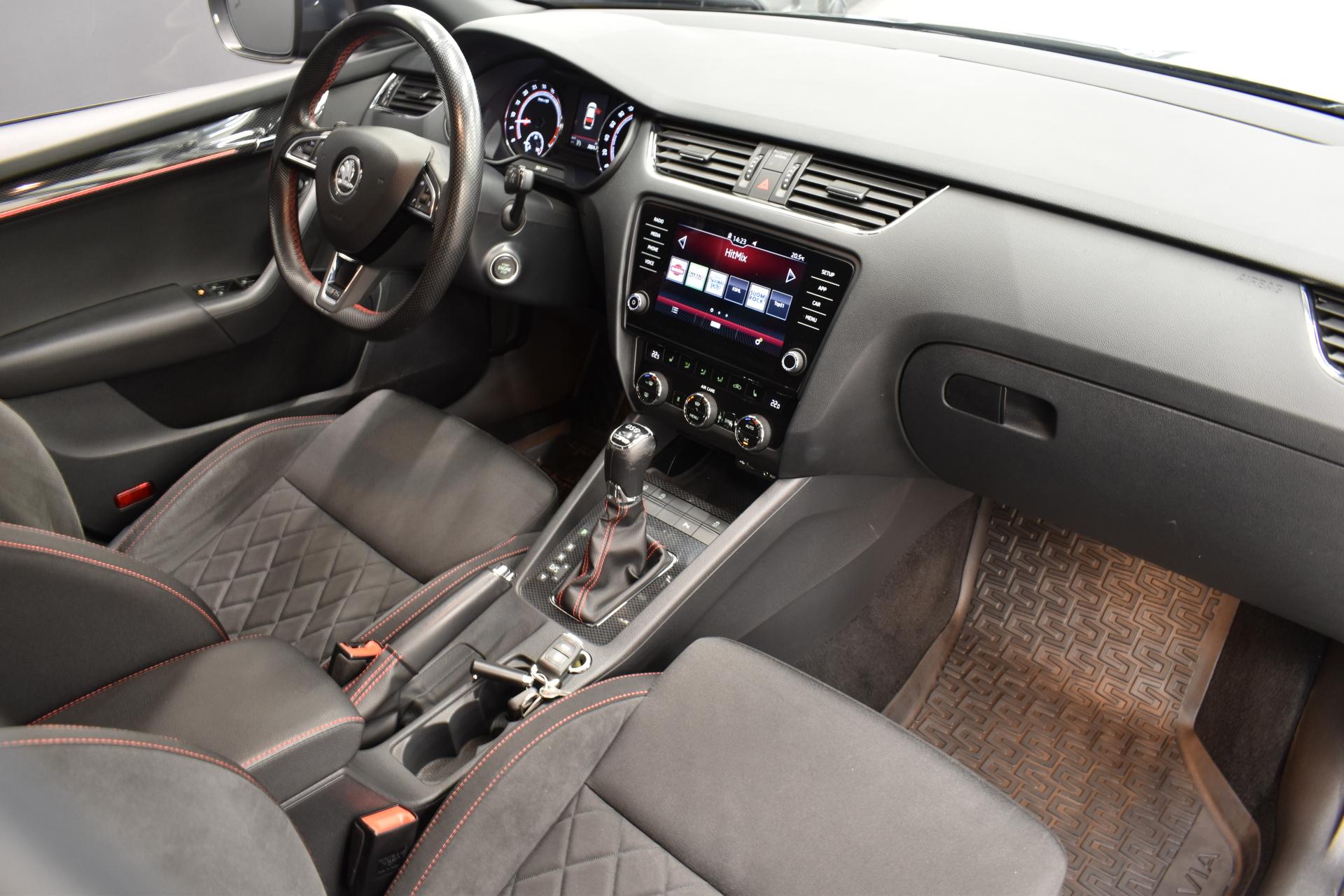 SKODA Octavia 15