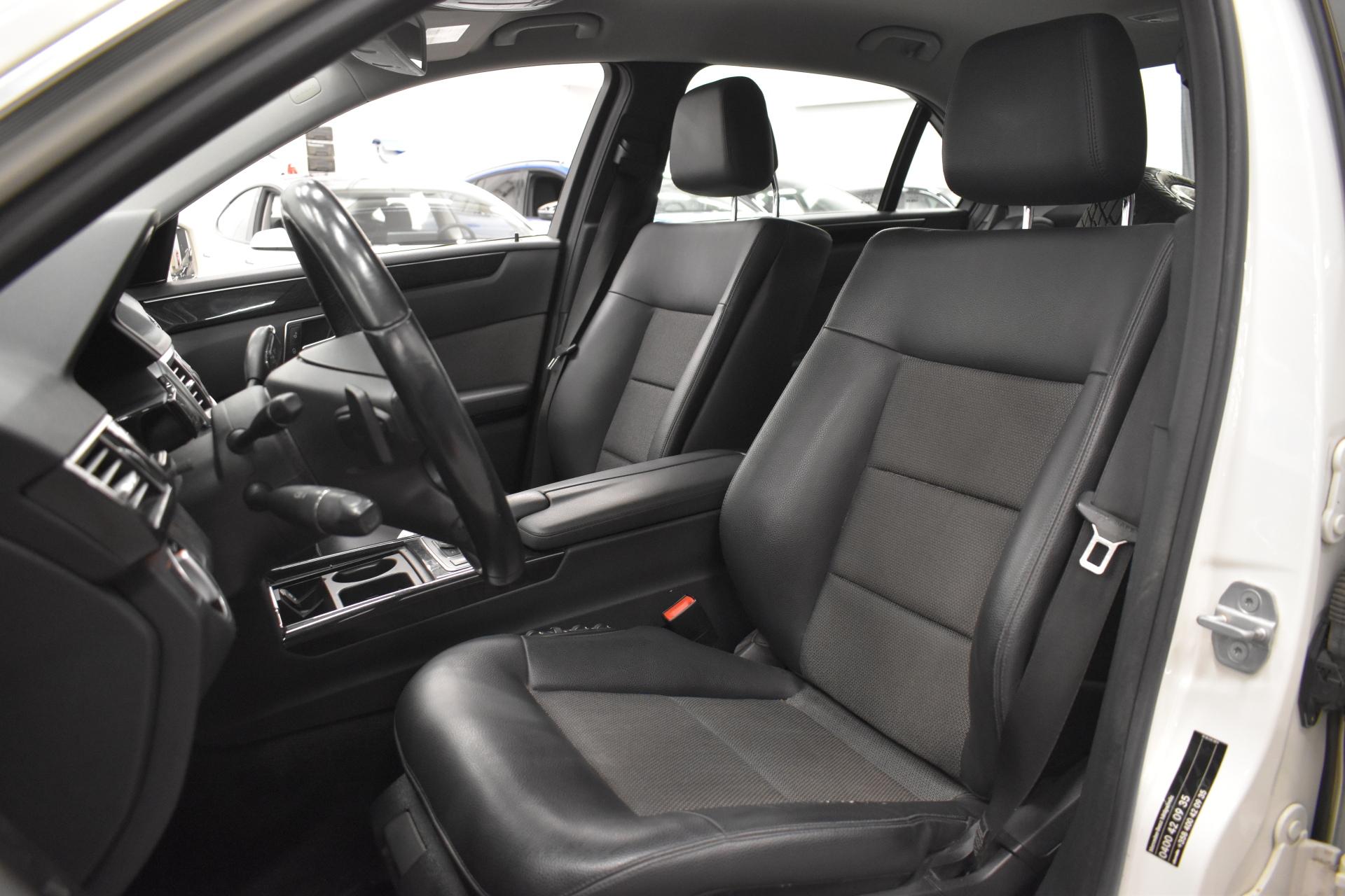 MERCEDES-BENZ E 2012