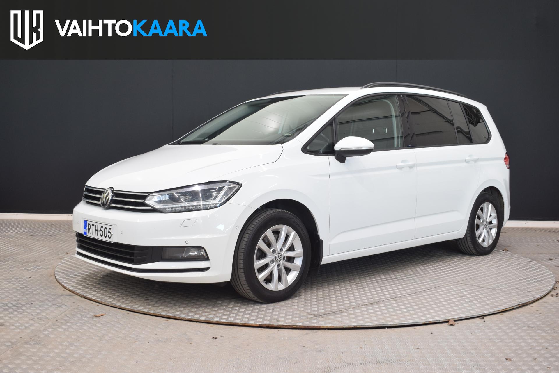 VOLKSWAGEN Touran 2018