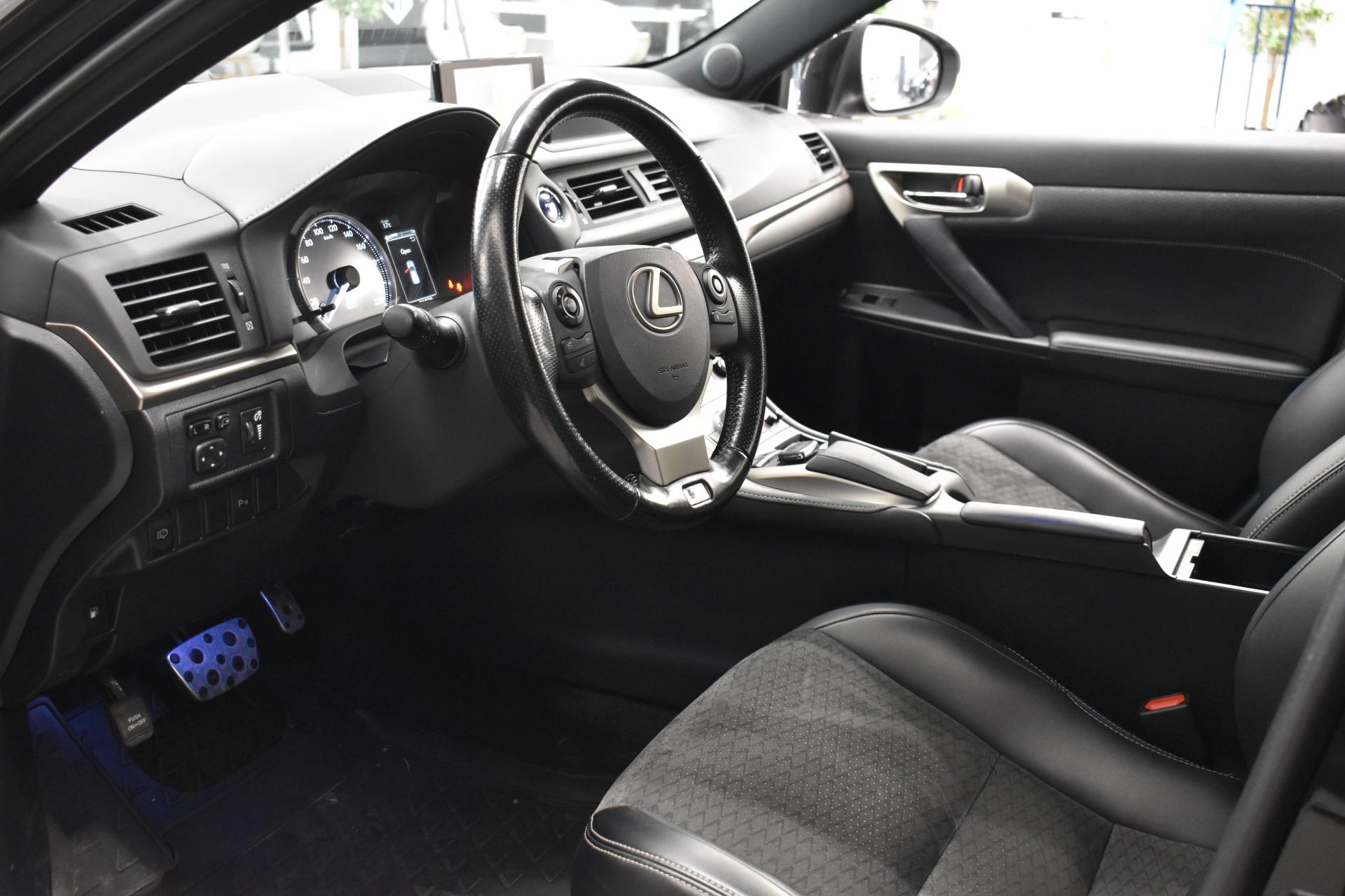 LEXUS CT 2017