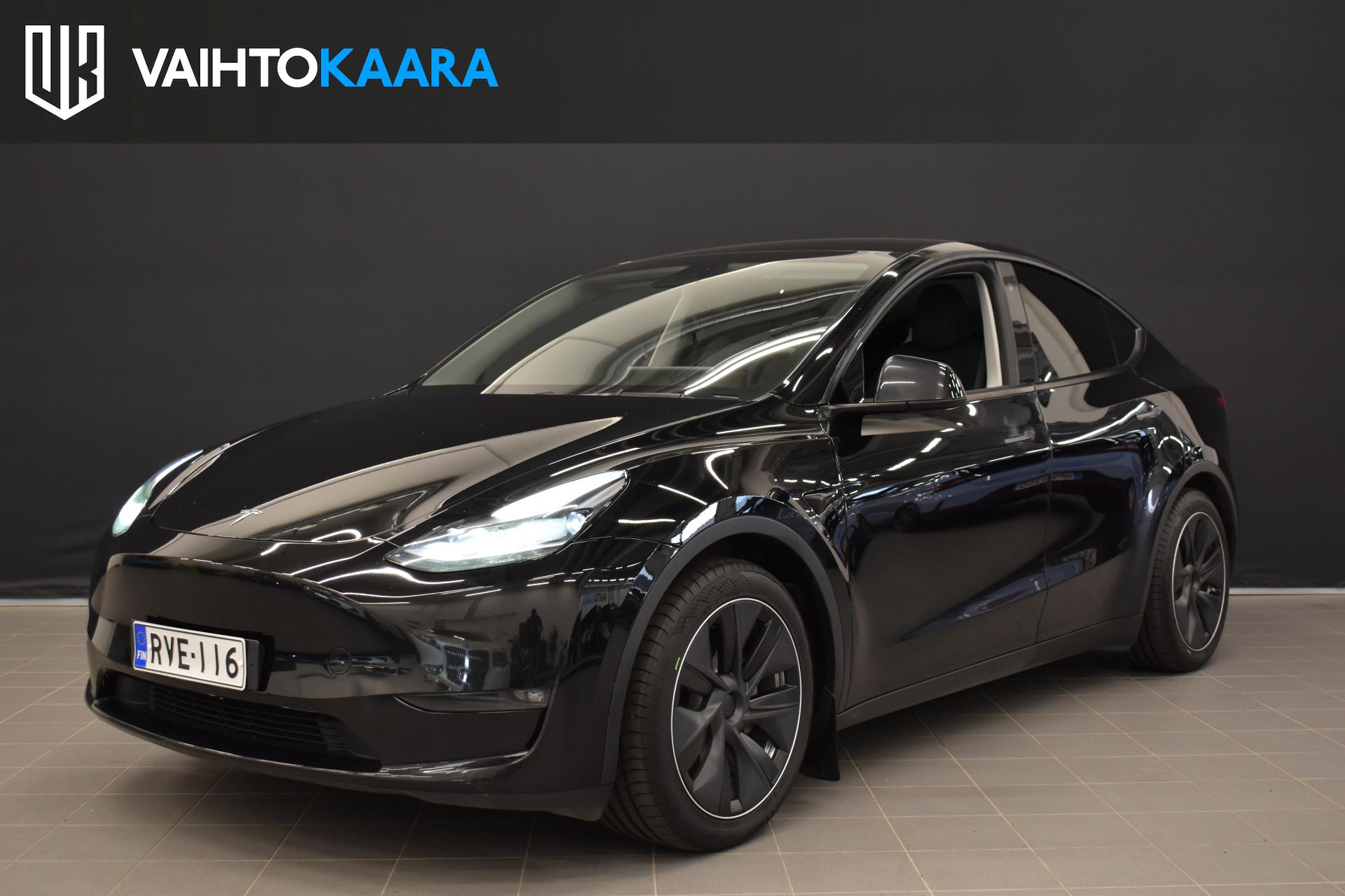 TESLA Model Y 1