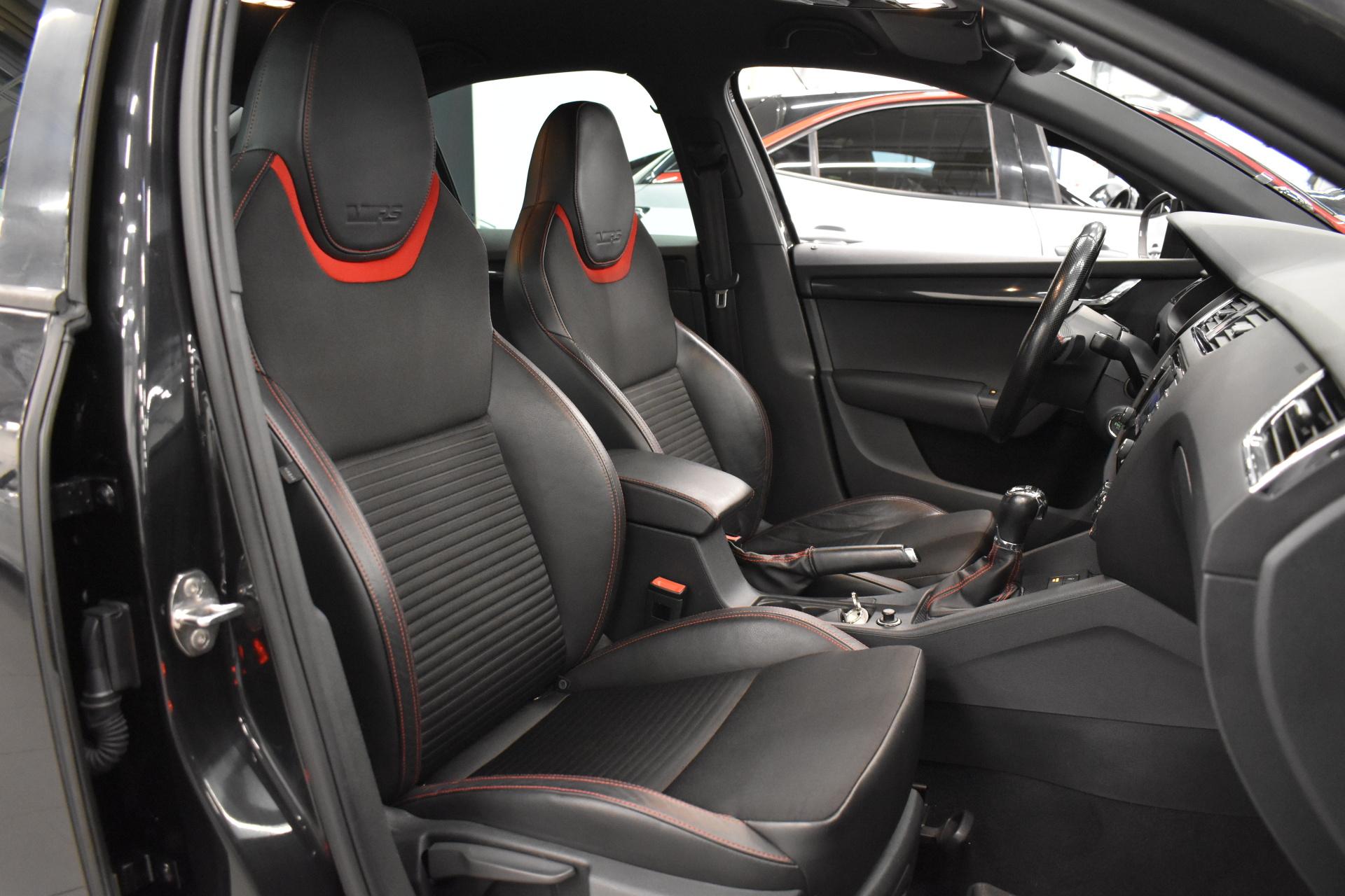 SKODA Octavia 2014