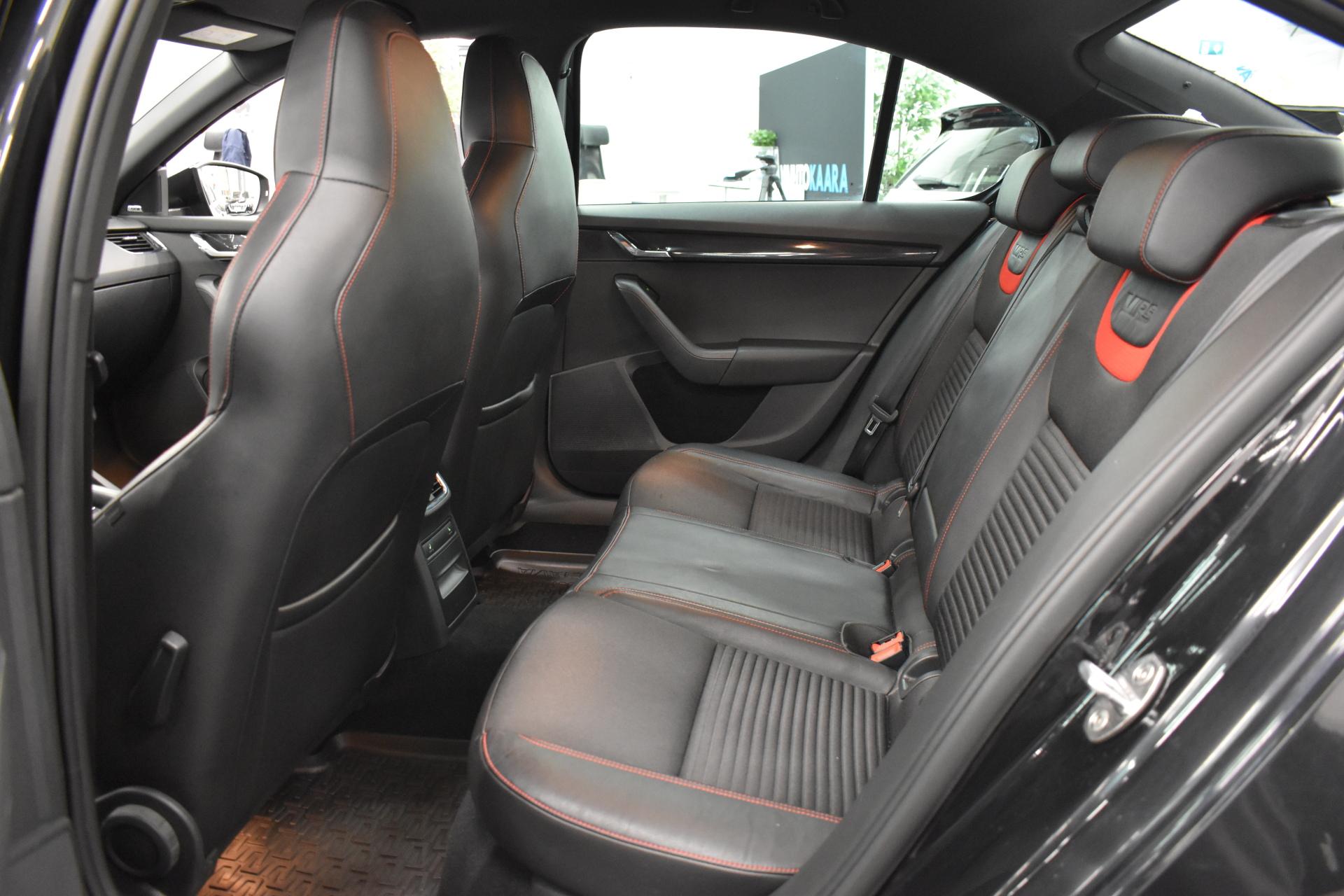 SKODA Octavia 2014