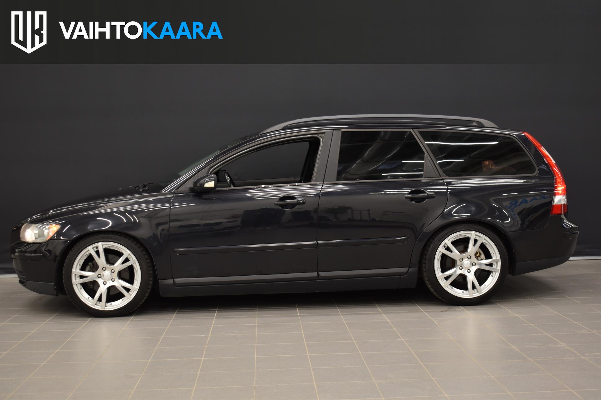VOLVO V50 2004
