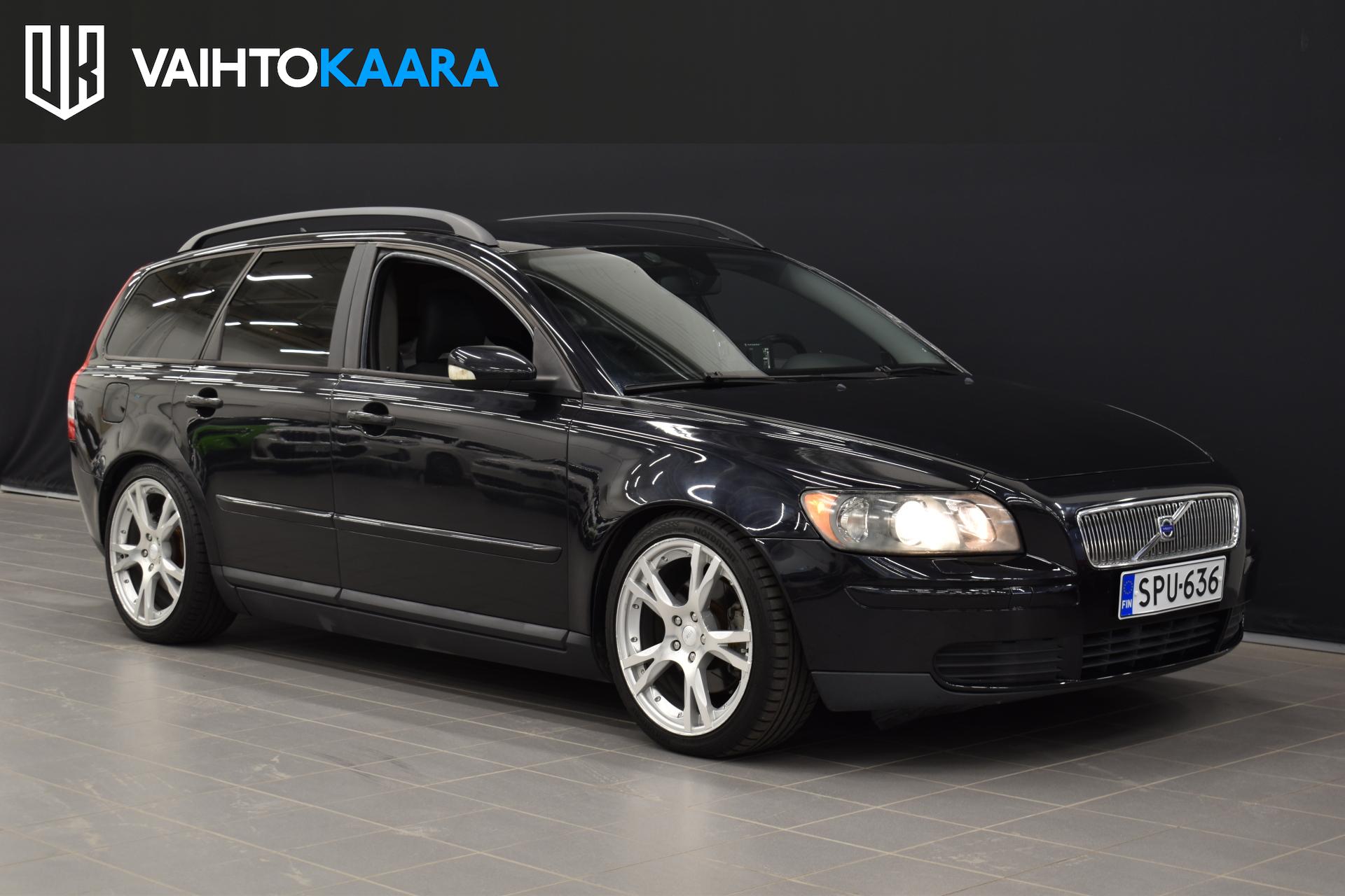 VOLVO V50 2004