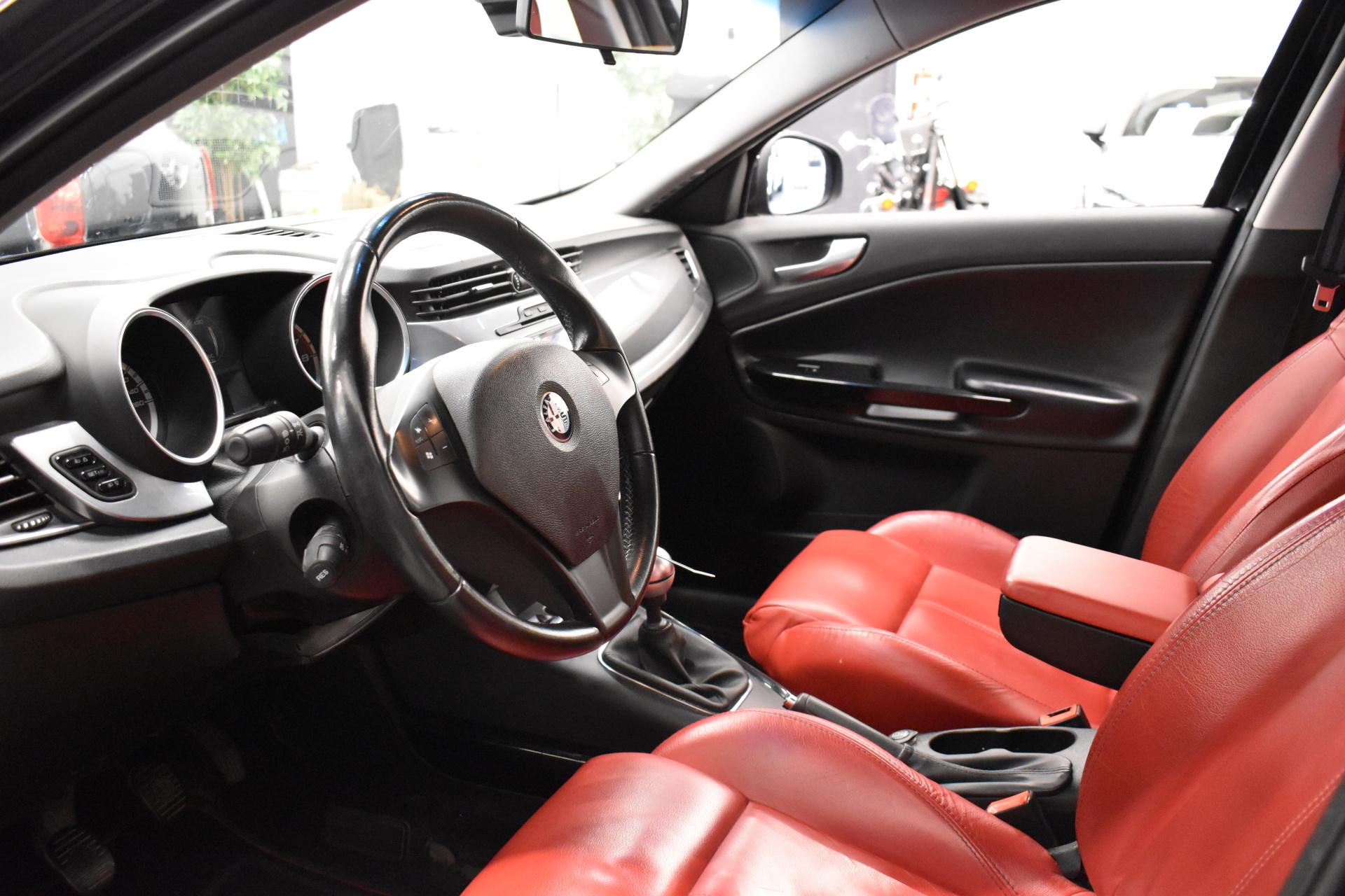 ALFA ROMEO Giulietta 2011