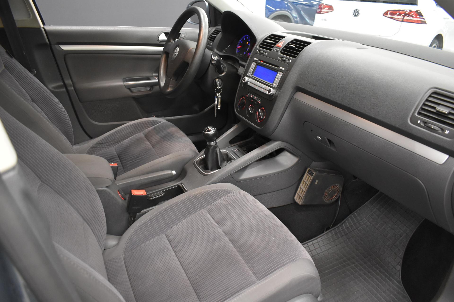 VOLKSWAGEN Jetta 2007