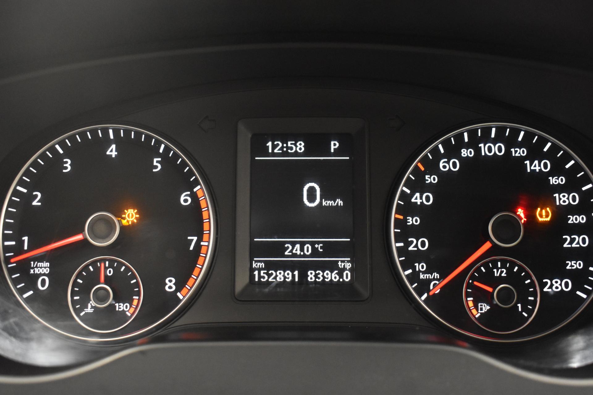 VOLKSWAGEN Jetta 2011