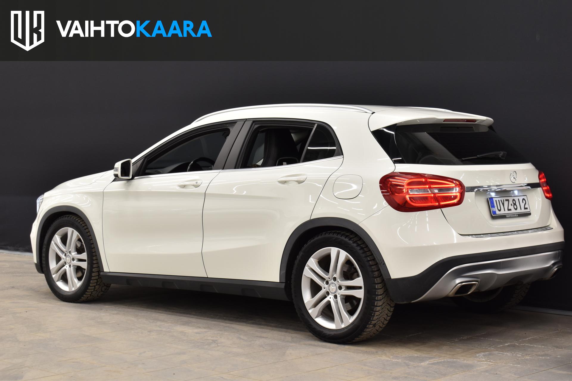 MERCEDES-BENZ GLA 2015