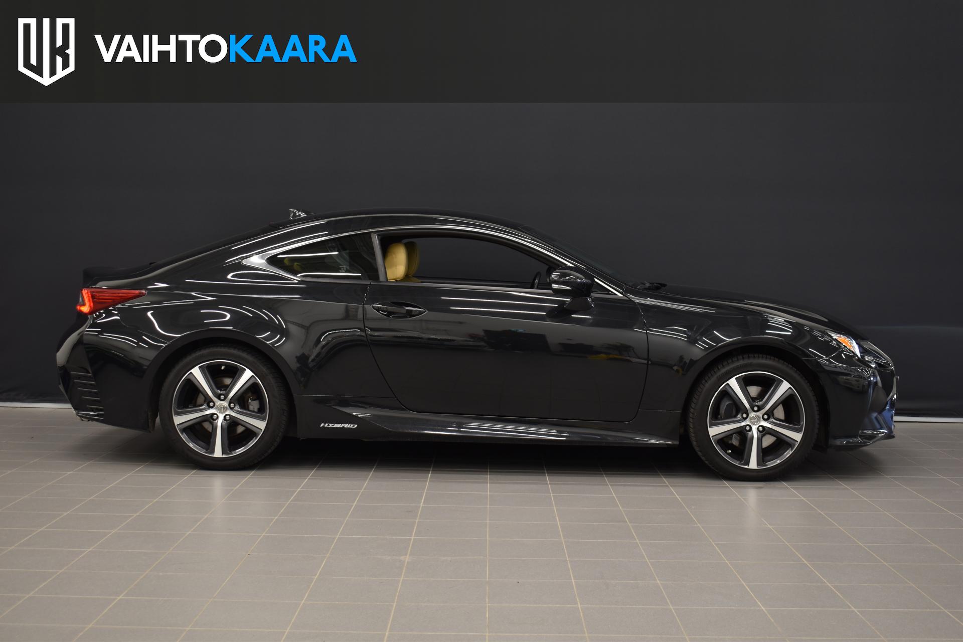 LEXUS RC 8