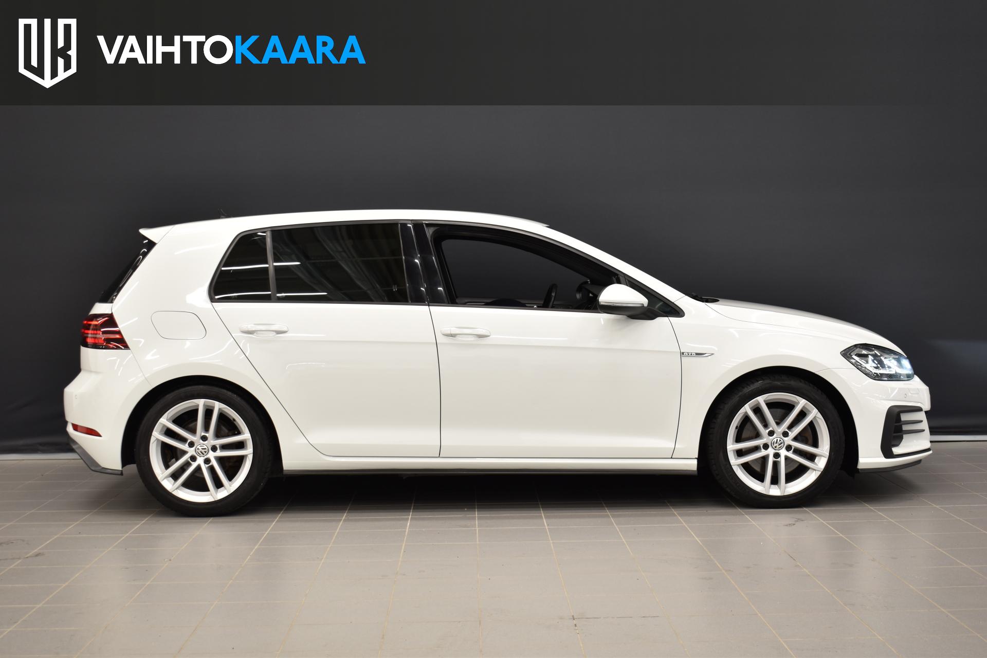 VOLKSWAGEN Golf 2017