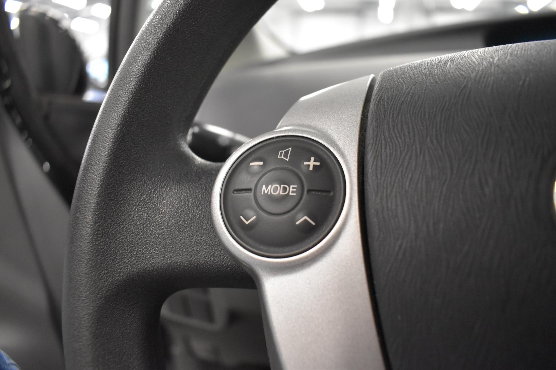TOYOTA Prius 2010