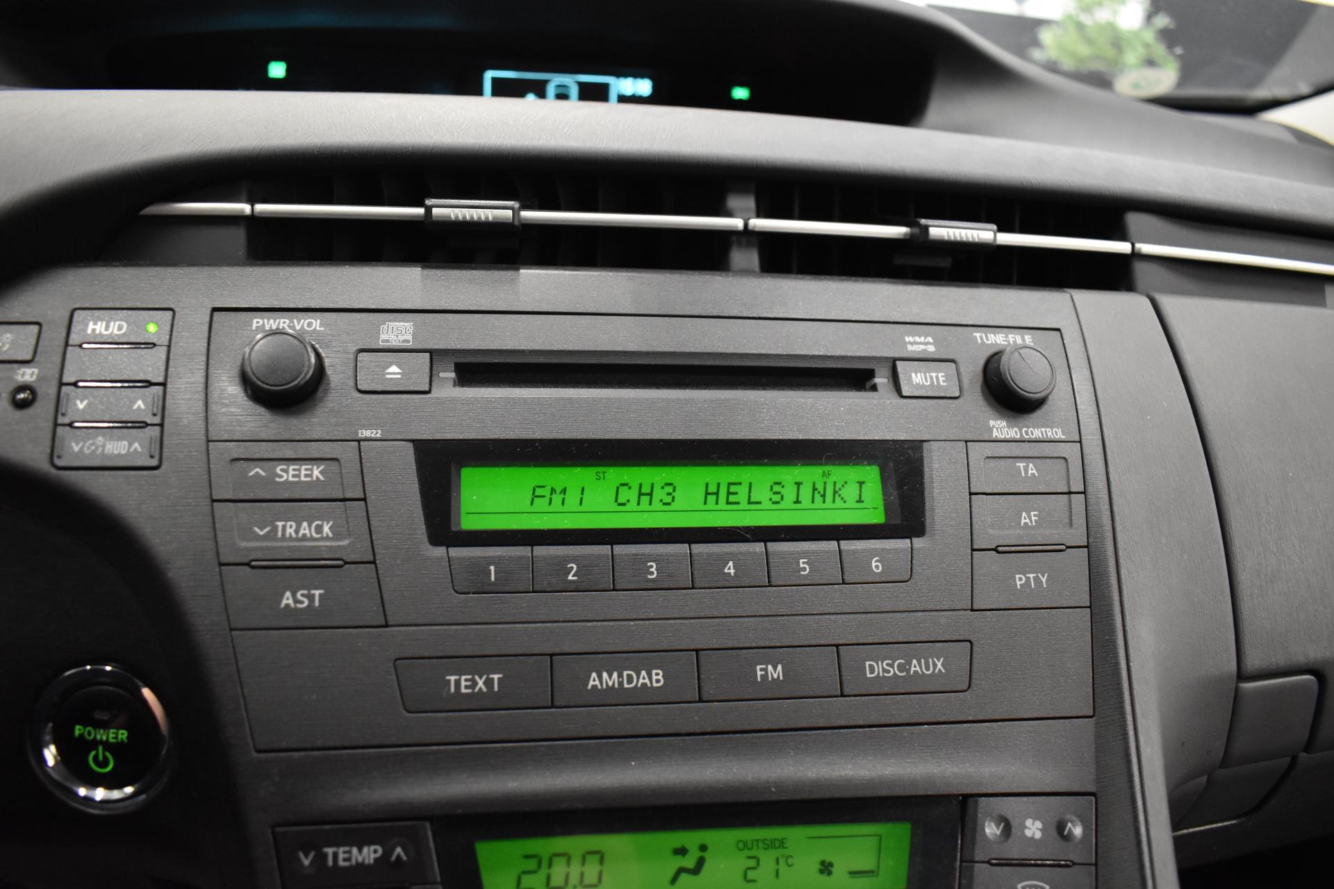 TOYOTA Prius 2010
