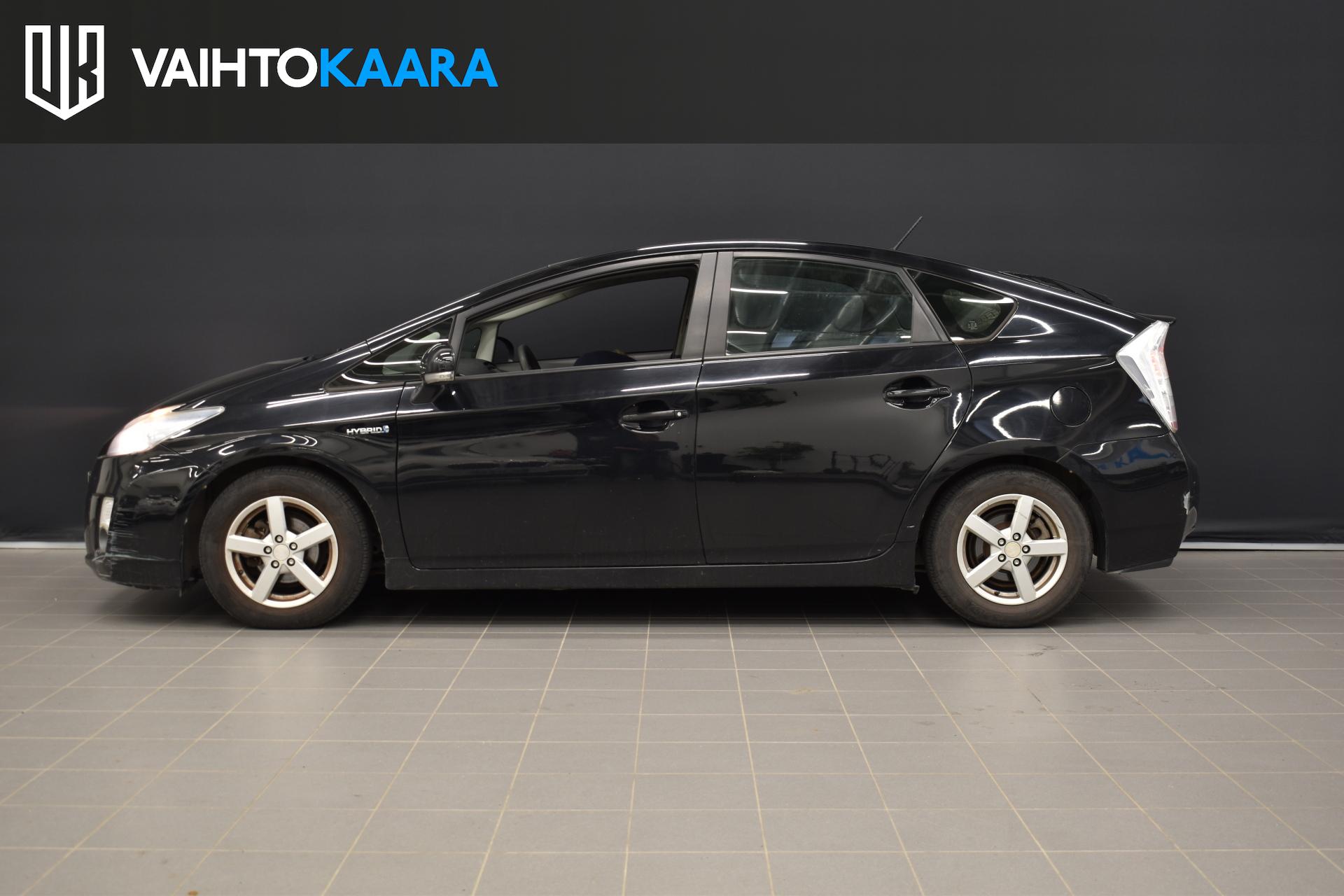 TOYOTA Prius 2010