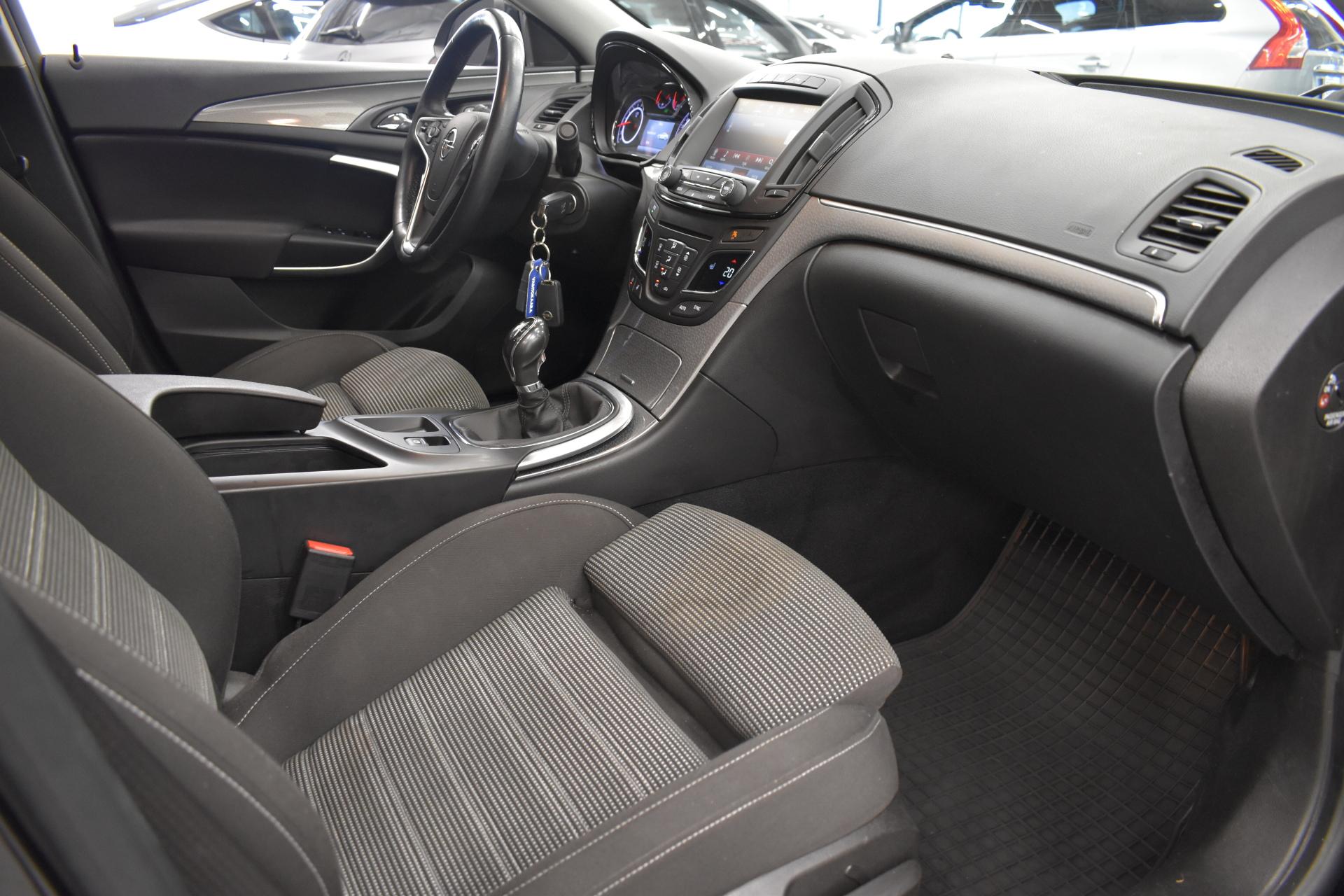 OPEL Insignia 2016