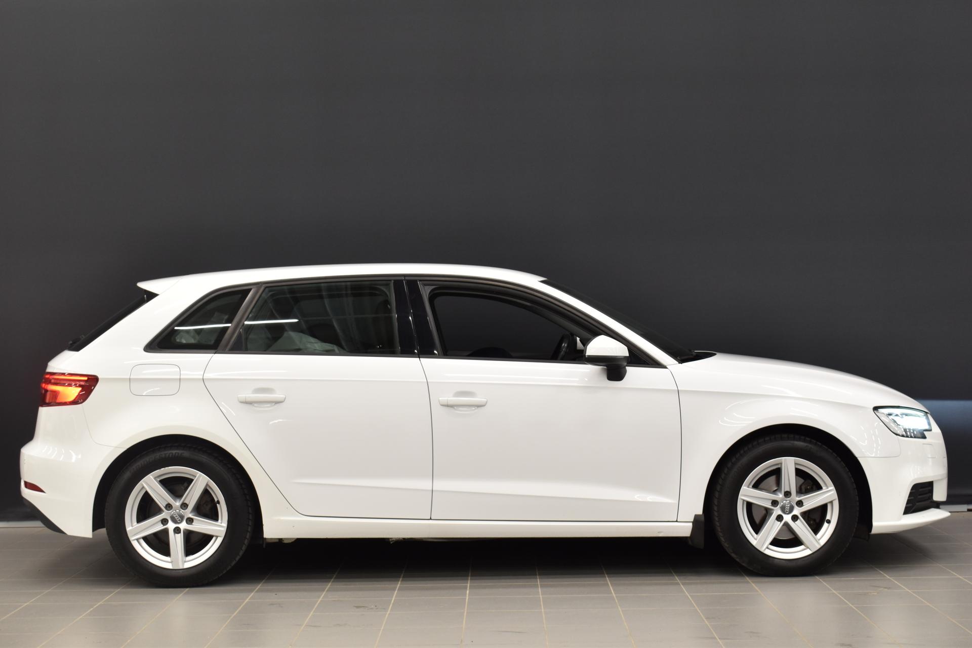 AUDI A3 2017