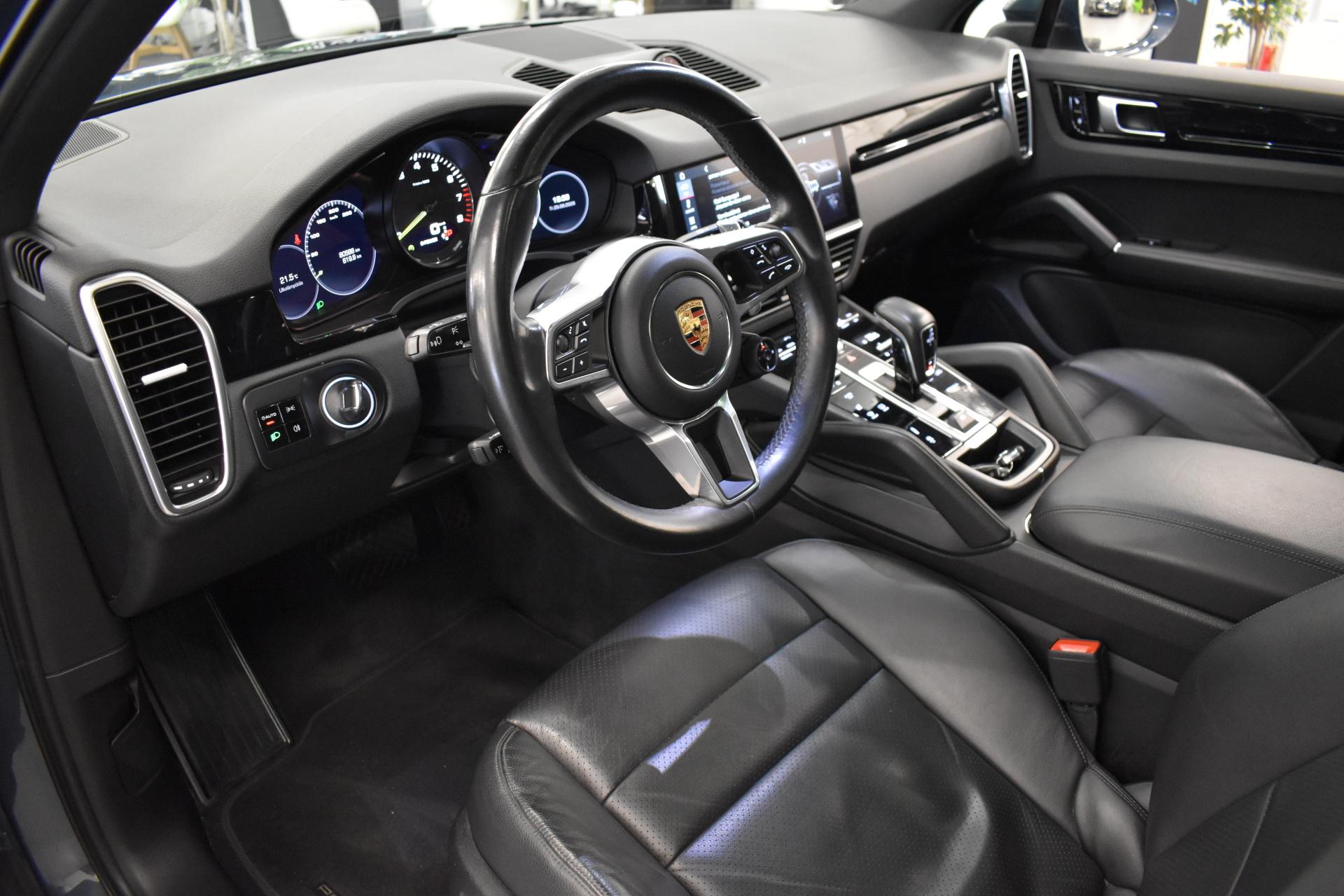PORSCHE Cayenne 2019