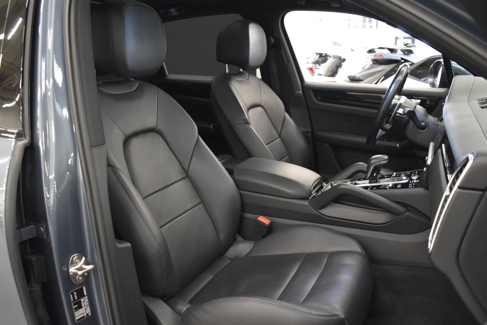PORSCHE Cayenne 2019