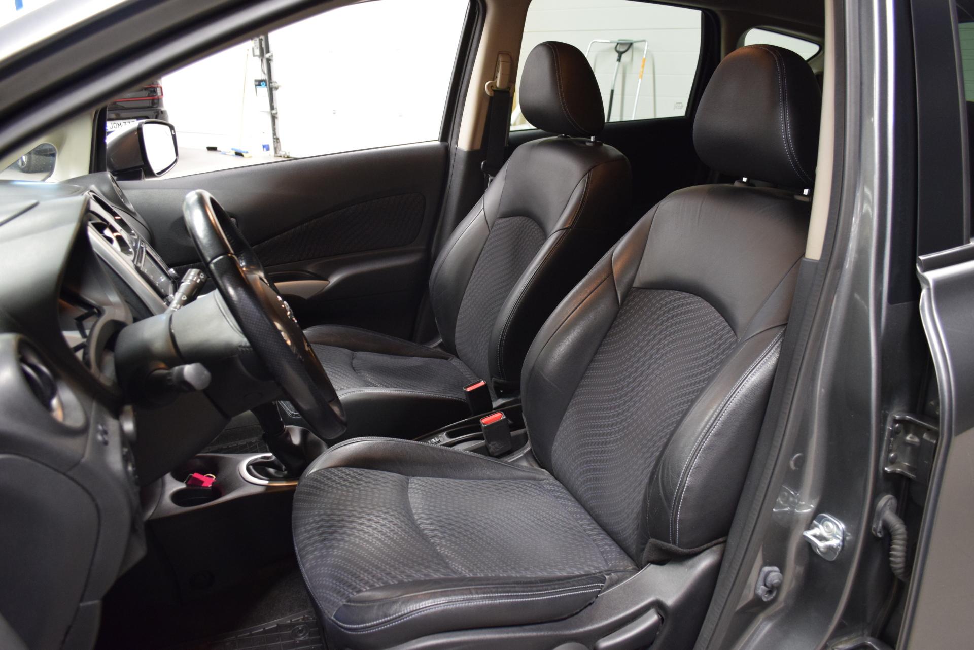 NISSAN Note 2015