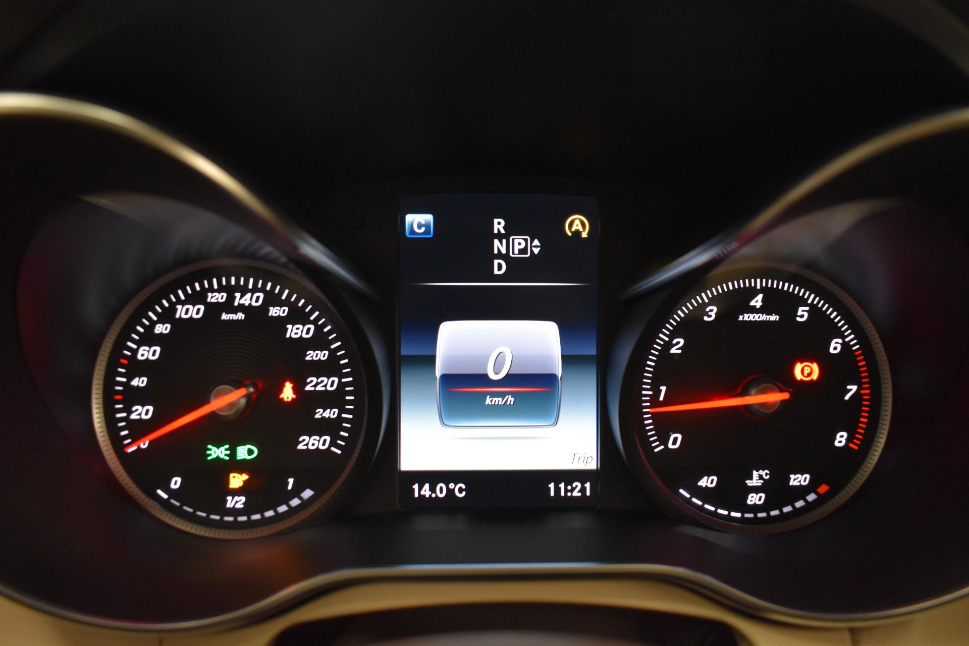 MERCEDES-BENZ C 2015