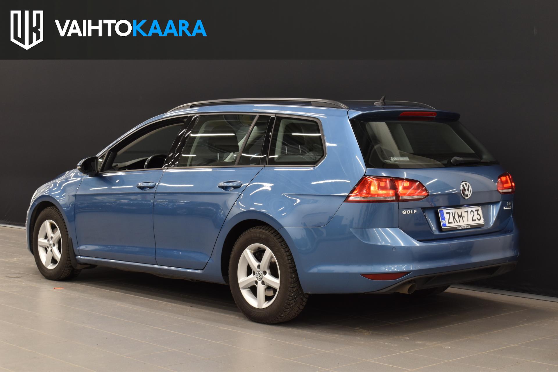 VOLKSWAGEN Golf 2015