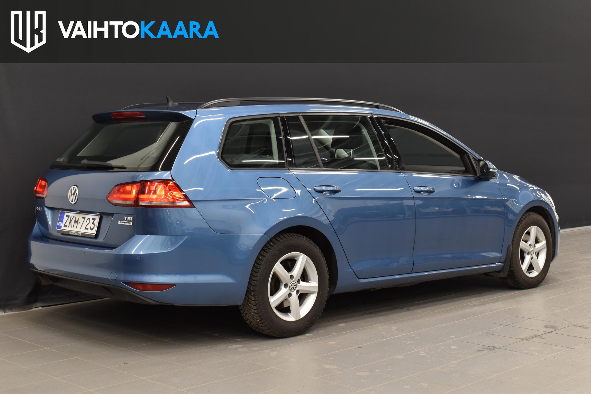 VOLKSWAGEN Golf 2015