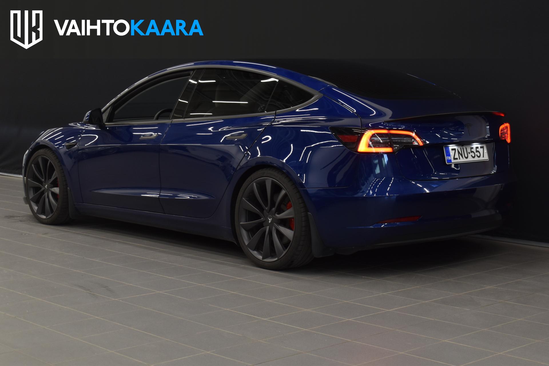 TESLA Model 3 2020