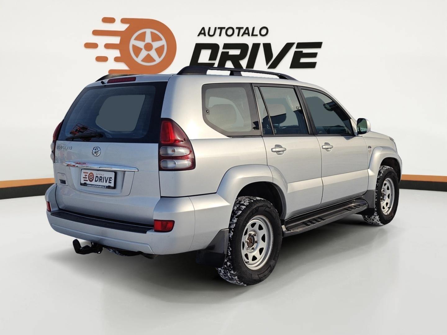 TOYOTA Land Cruiser 2004