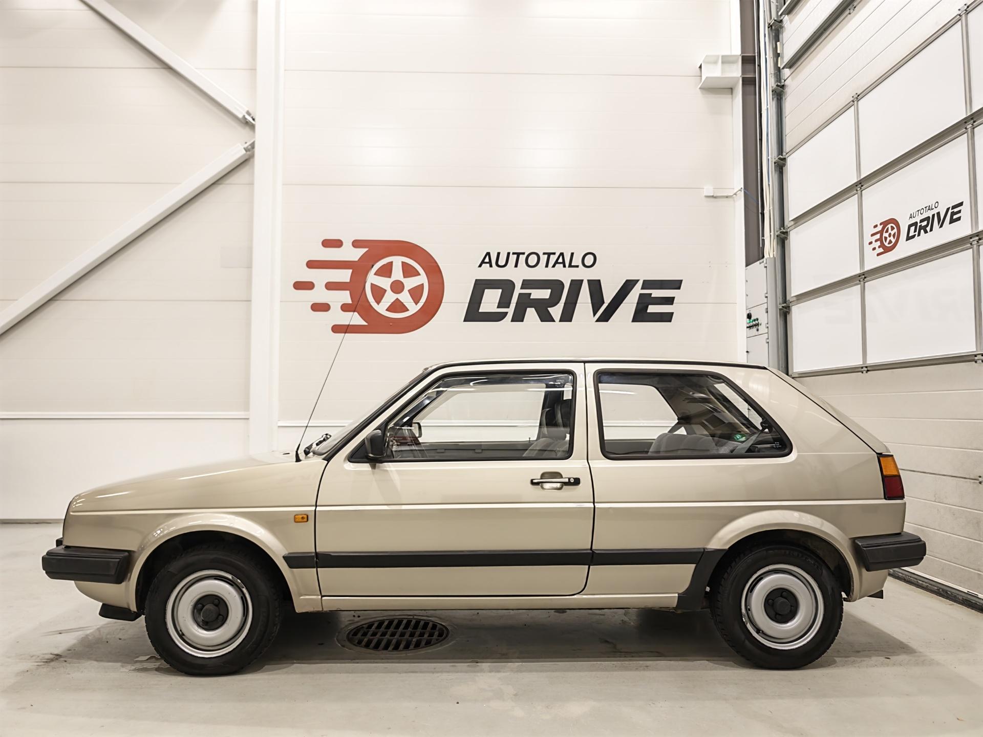 VOLKSWAGEN Golf 1988