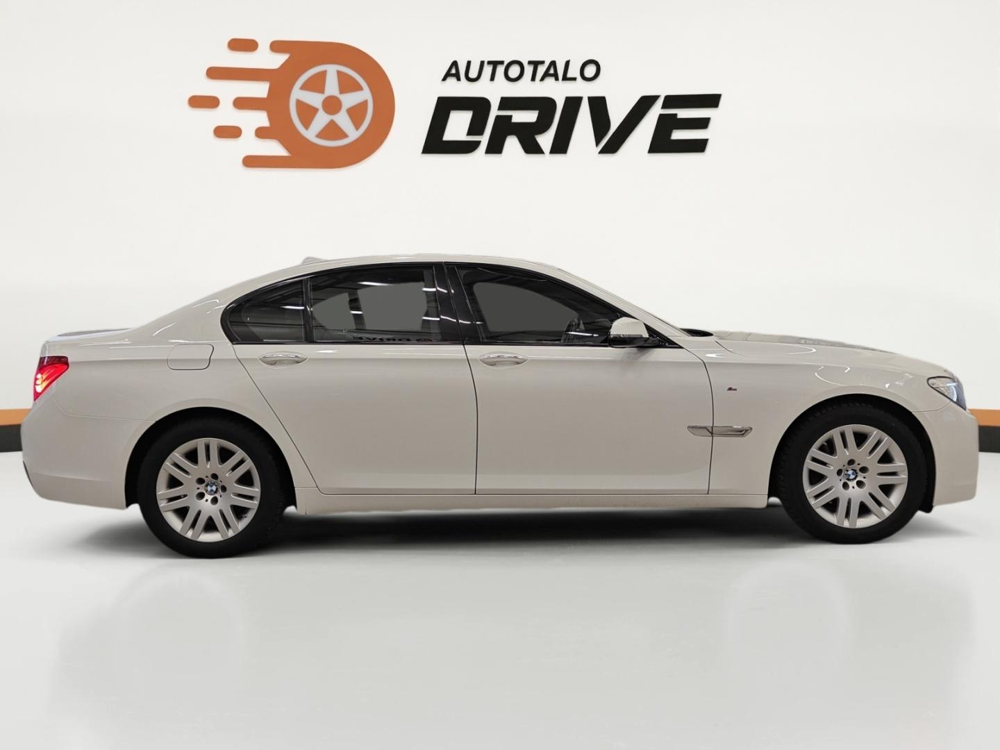 BMW 730 2015