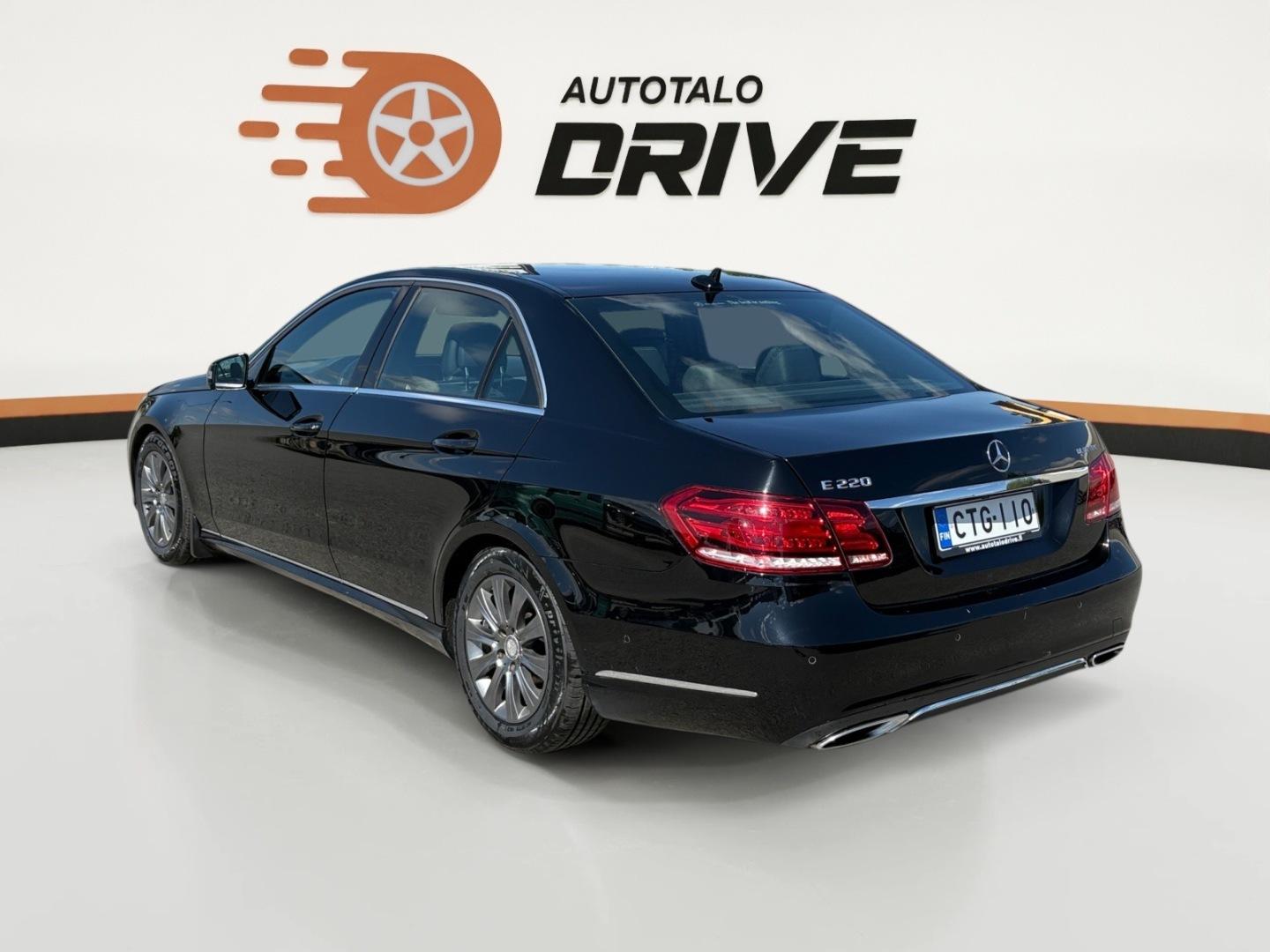MERCEDES-BENZ E 2016