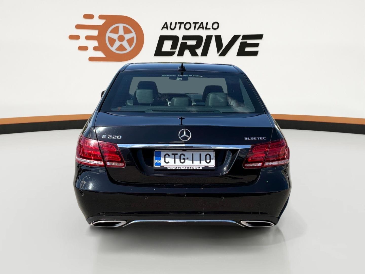 MERCEDES-BENZ E 2016