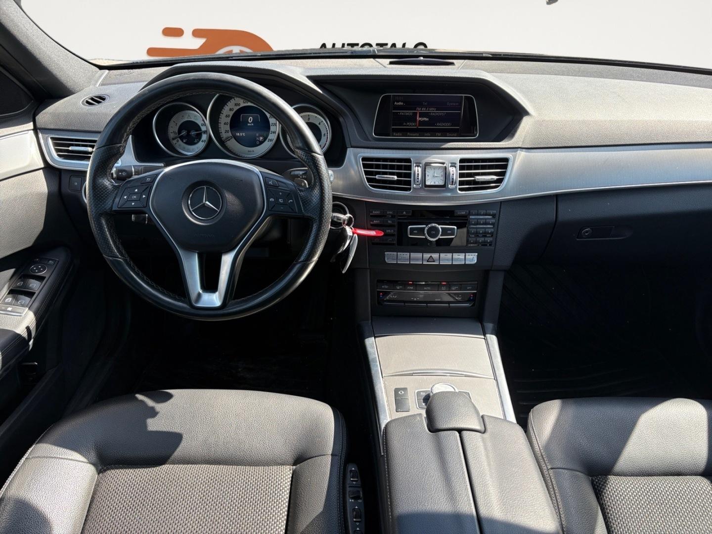 MERCEDES-BENZ E 2016