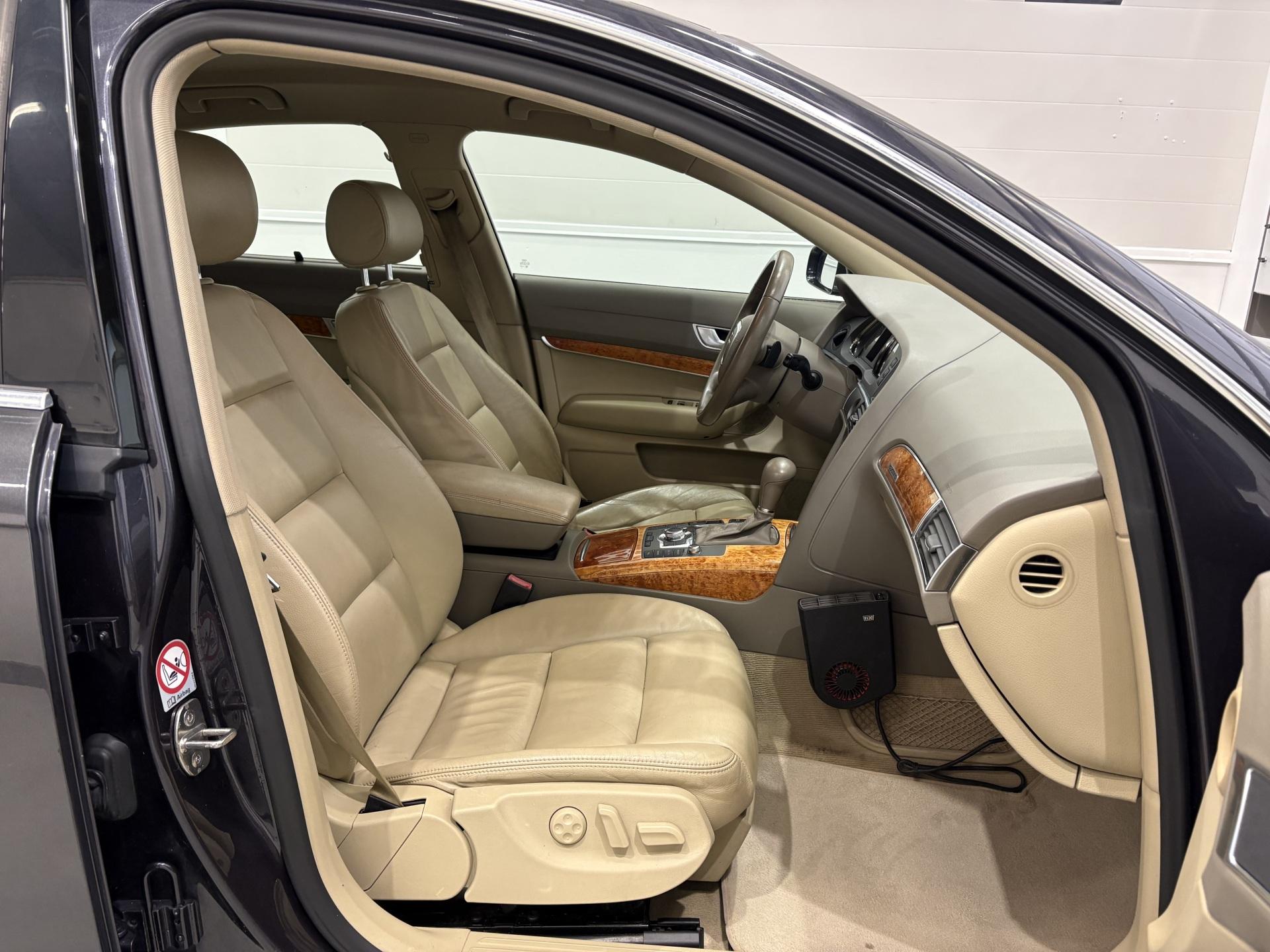 AUDI A6 2004