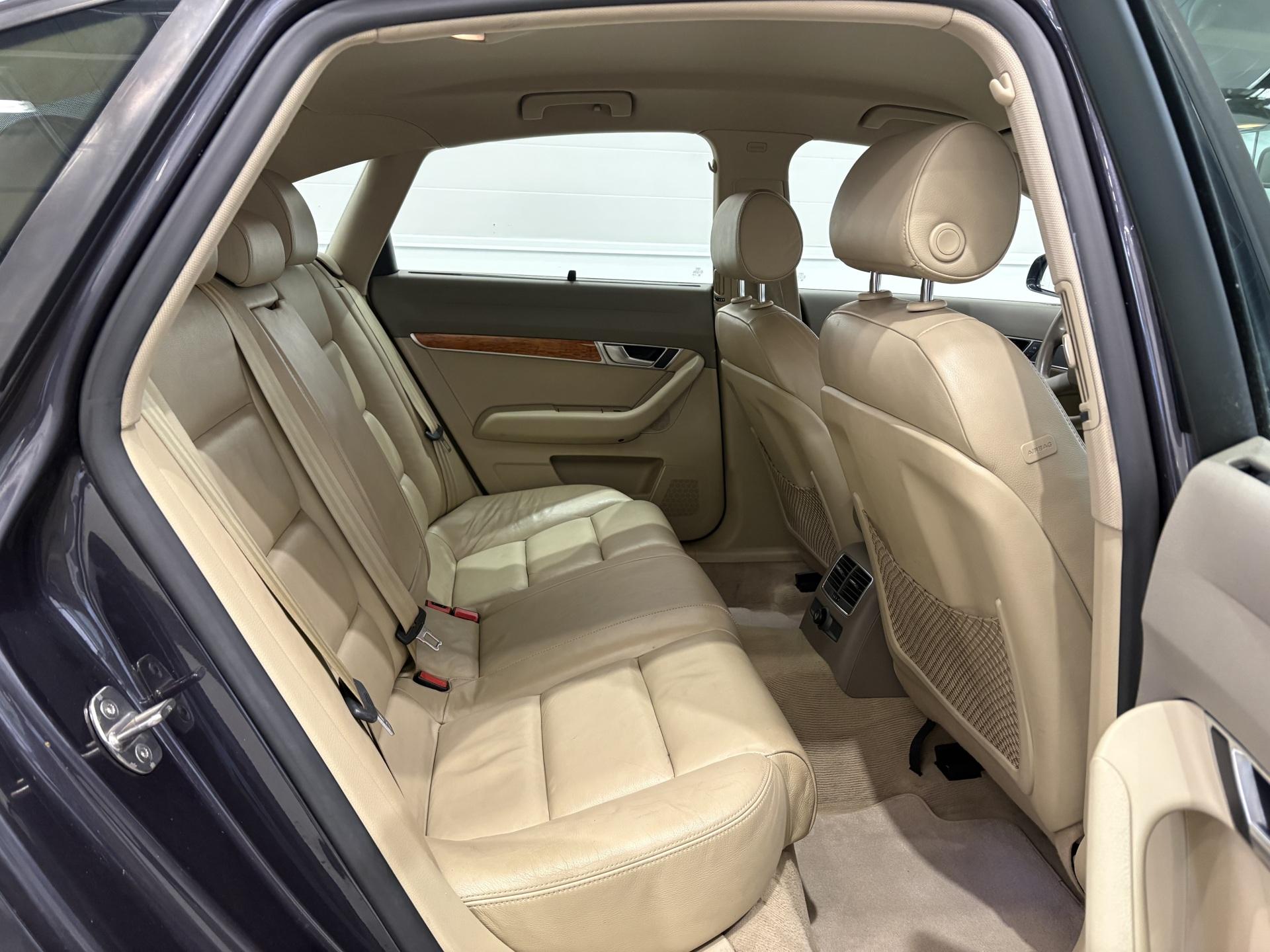 AUDI A6 2004