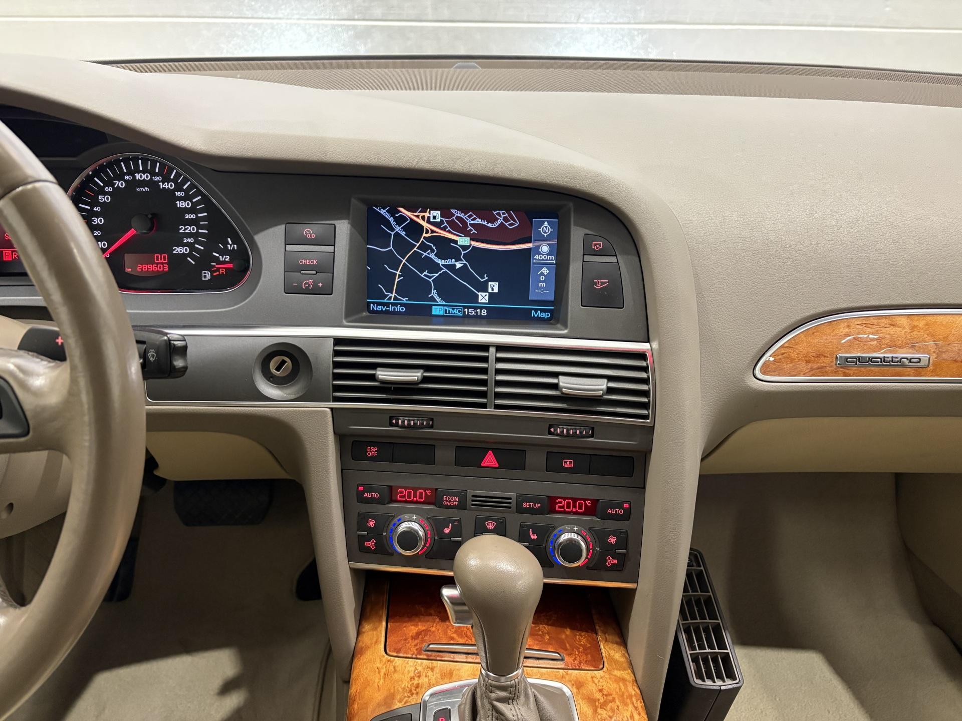 AUDI A6 2004