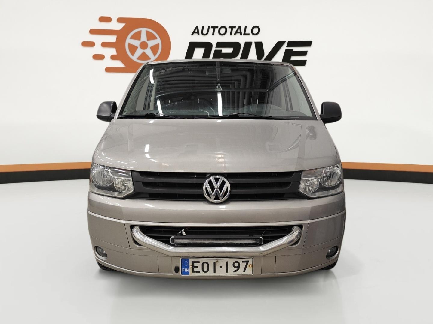 VOLKSWAGEN Transporter 2011