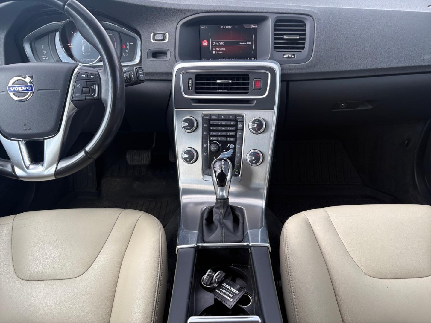 VOLVO V60 2017