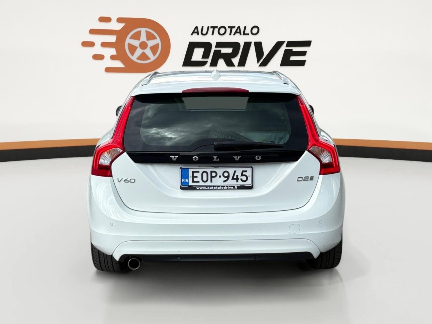 VOLVO V60 2017