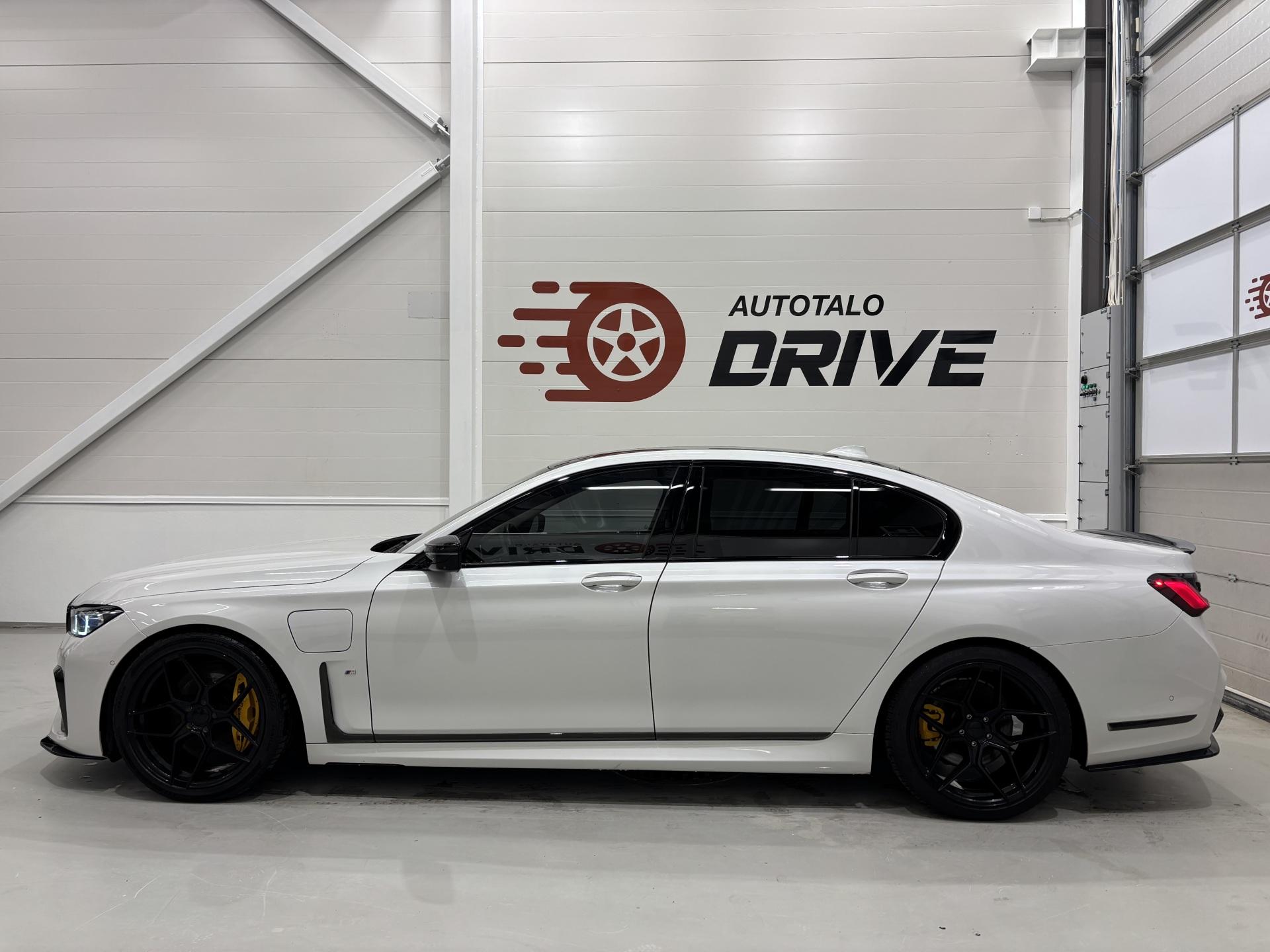 BMW 745 2020