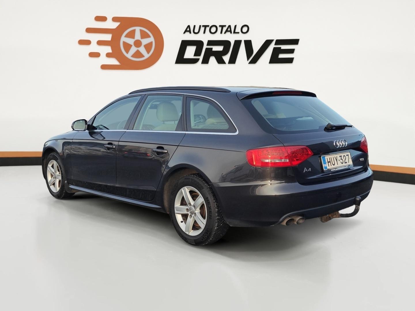 AUDI A4 2011